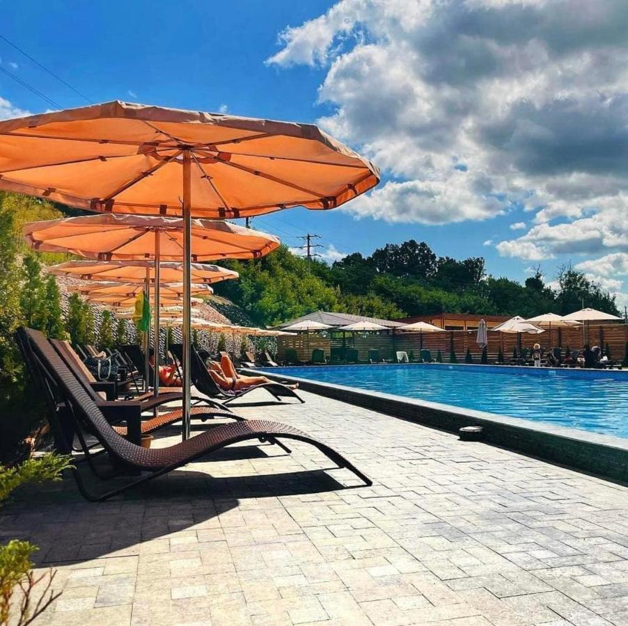 Kolyba Club Hotel Stanishovka ภายนอก รูปภาพ